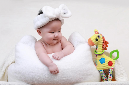 茂名宝宝头发黄是什么原因